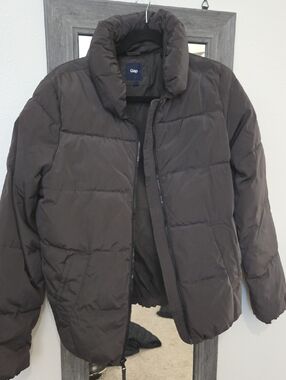 GAP Quilted Puffer Jacket in Brown